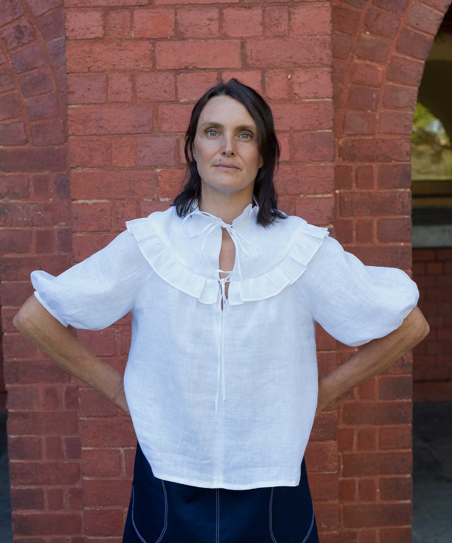 Ruffle Top - white