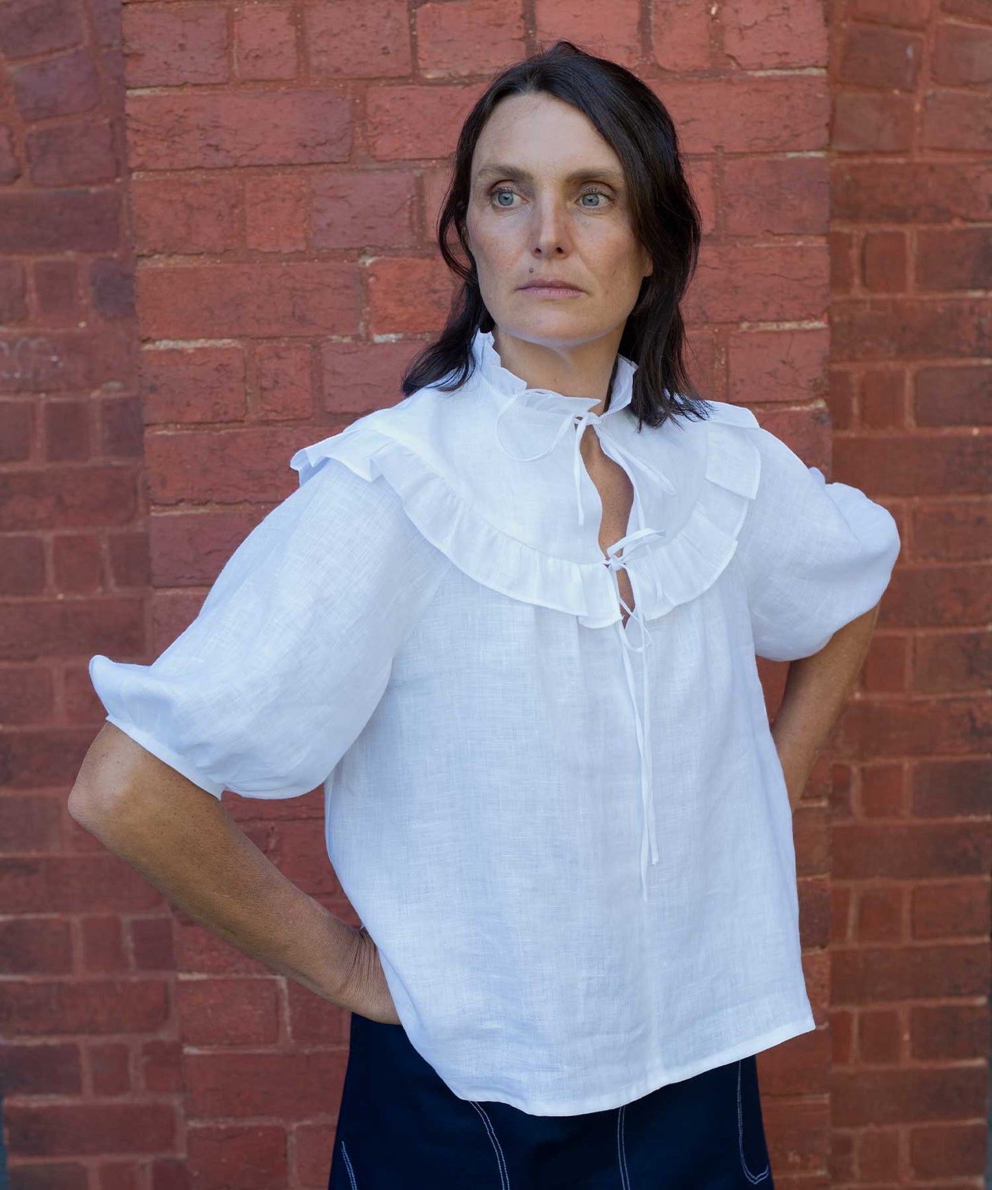 Ruffle Top - white
